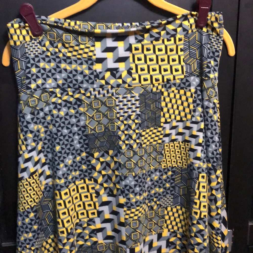 Lularoe Azure skirt 🔥